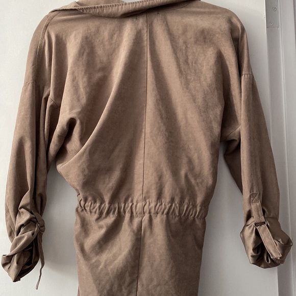 brown coat - Picture 3 of 3